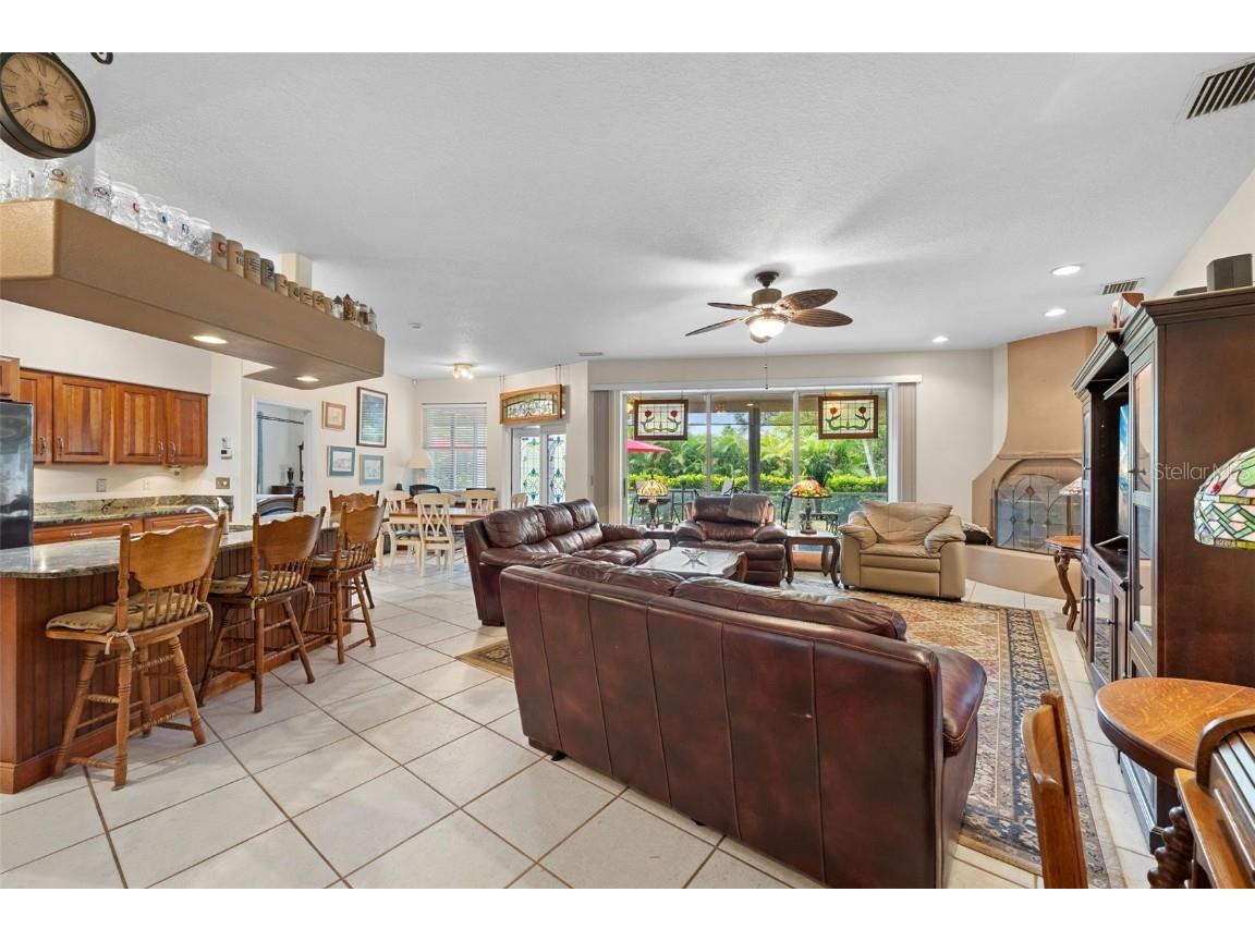 2304 89th Street NW Bradenton FL 34209 A4671361 image7