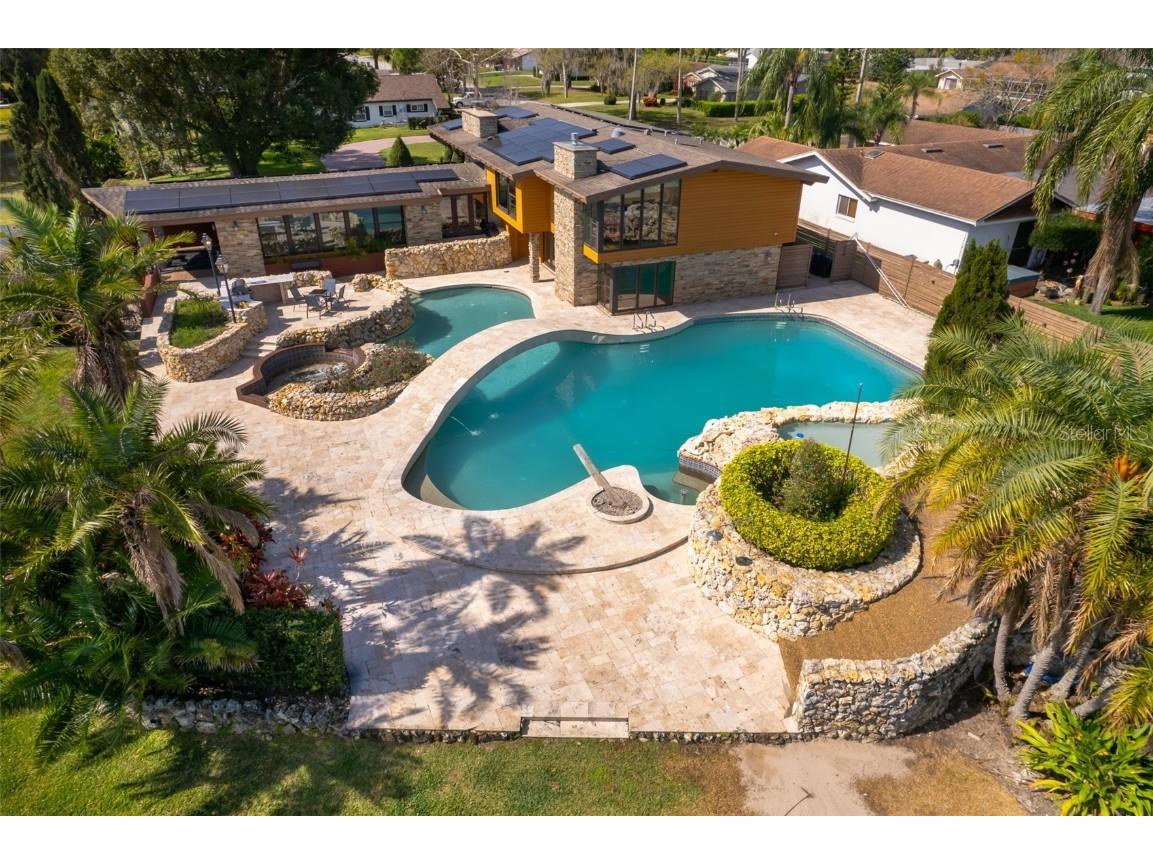 2304 Caribbean Court Orlando FL 32805 - Clear Lake O6205831 image1