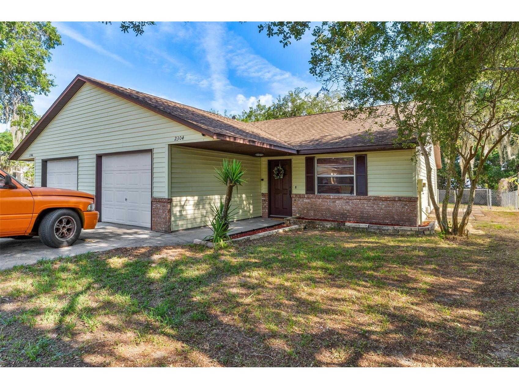 2304 Centennial Boulevard Leesburg FL 34748 G5112101 image1