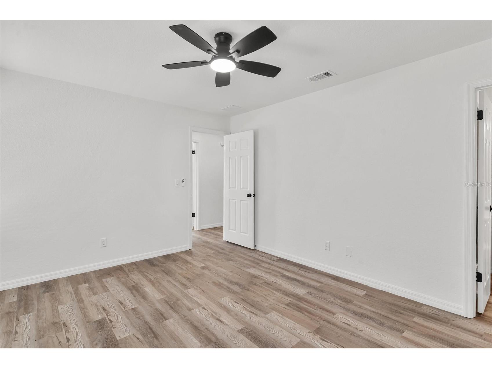 2304 Centennial Boulevard Leesburg FL 34748 G5112101 image11