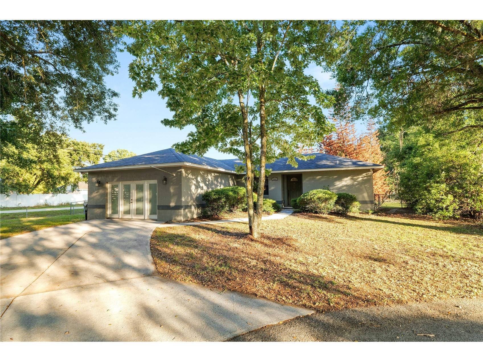 2304 Cheshire Place Lakeland FL 33810 L4962005 image1