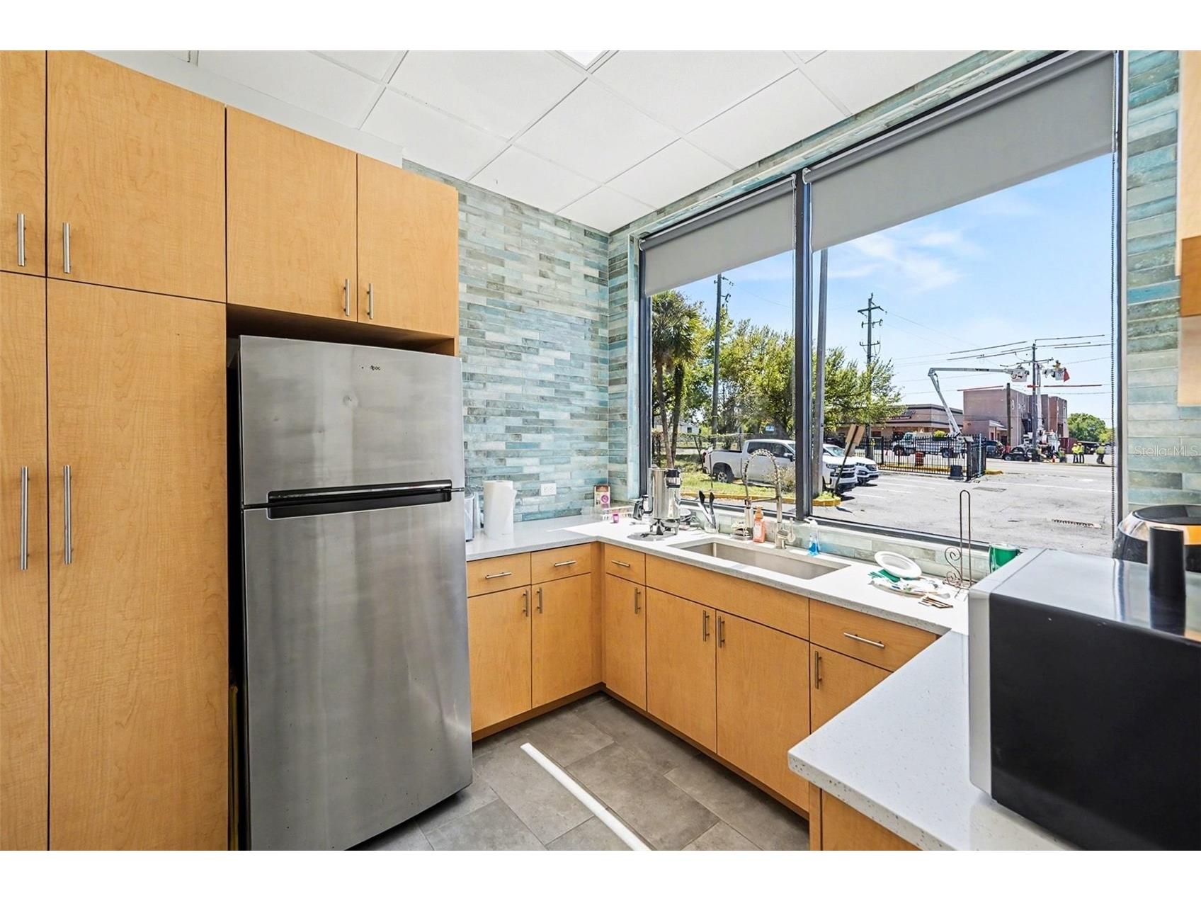 2304 E Busch Boulevard Tampa FL 33612 TB8489029 image10