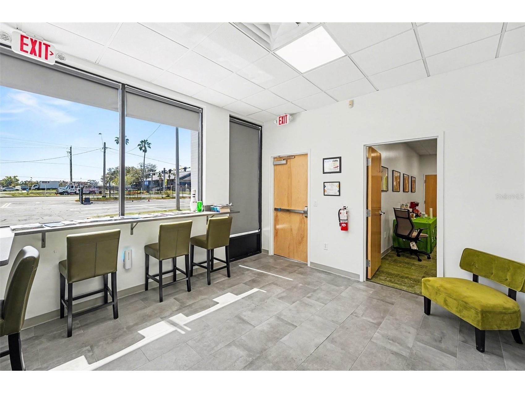 2304 E Busch Boulevard Tampa FL 33612 TB8489029 image11