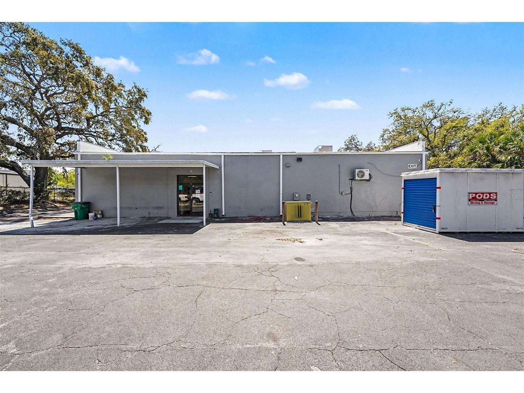 2304 E Busch Boulevard Tampa FL 33612 TB8489029 image12