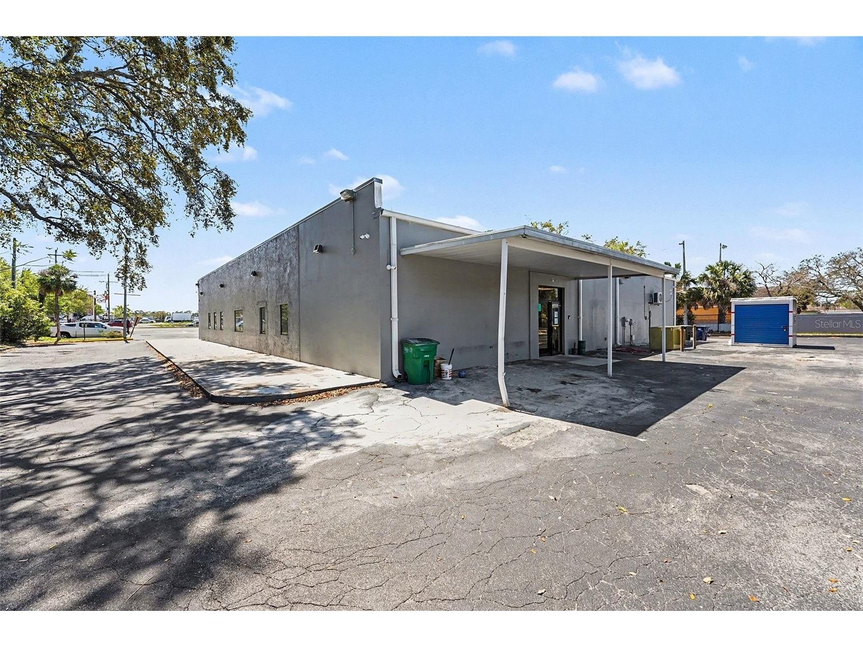 2304 E Busch Boulevard Tampa FL 33612 TB8489029 image13