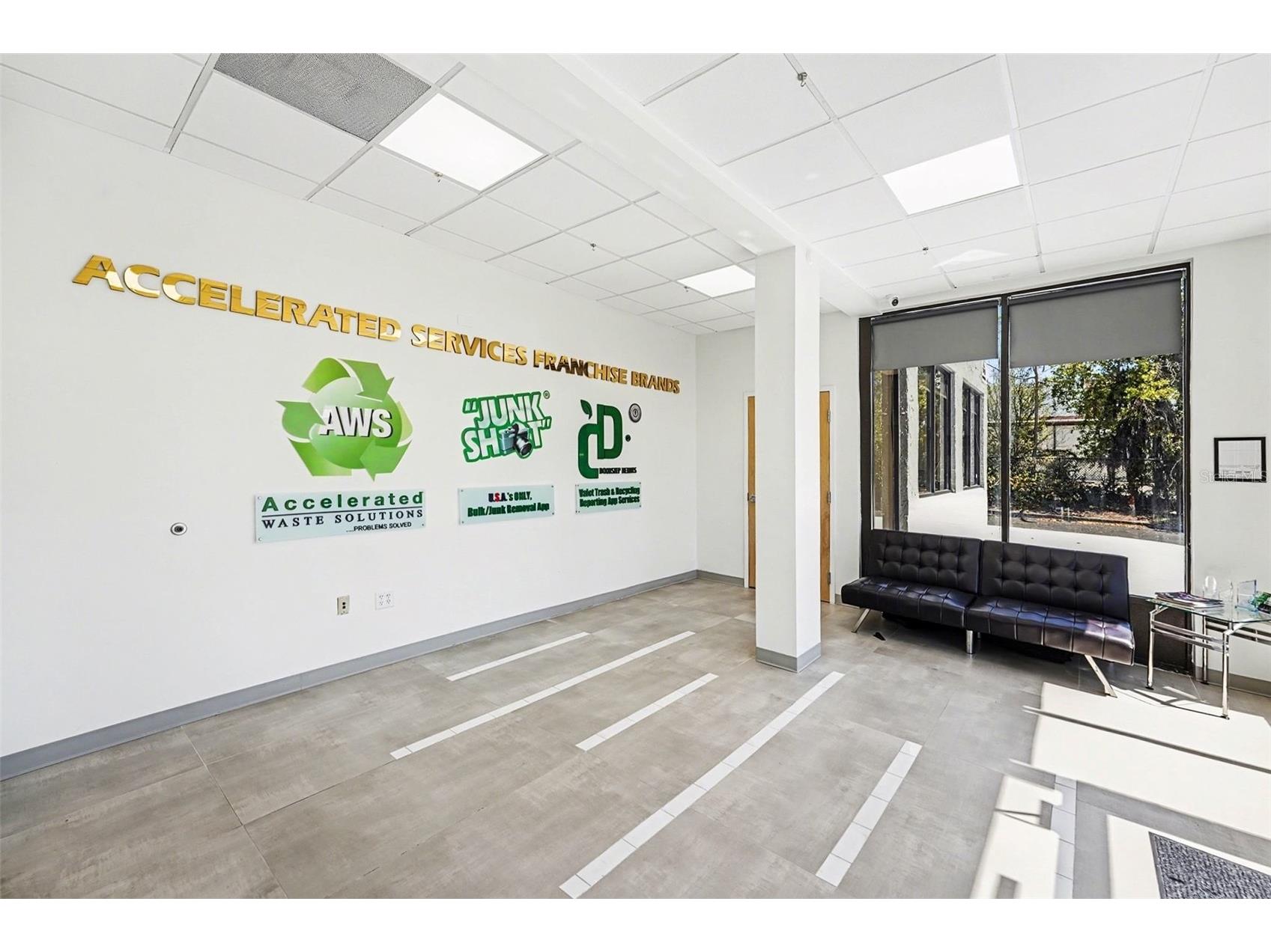 2304 E Busch Boulevard Tampa FL 33612 TB8489029 image15