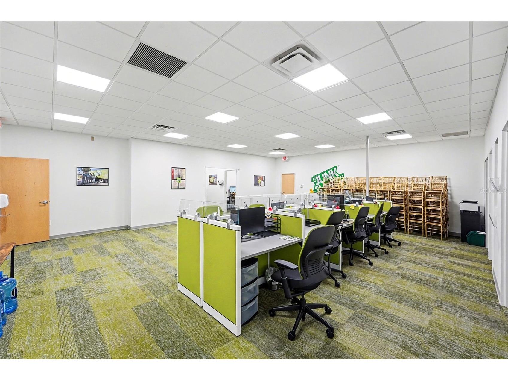 2304 E Busch Boulevard Tampa FL 33612 TB8489029 image21