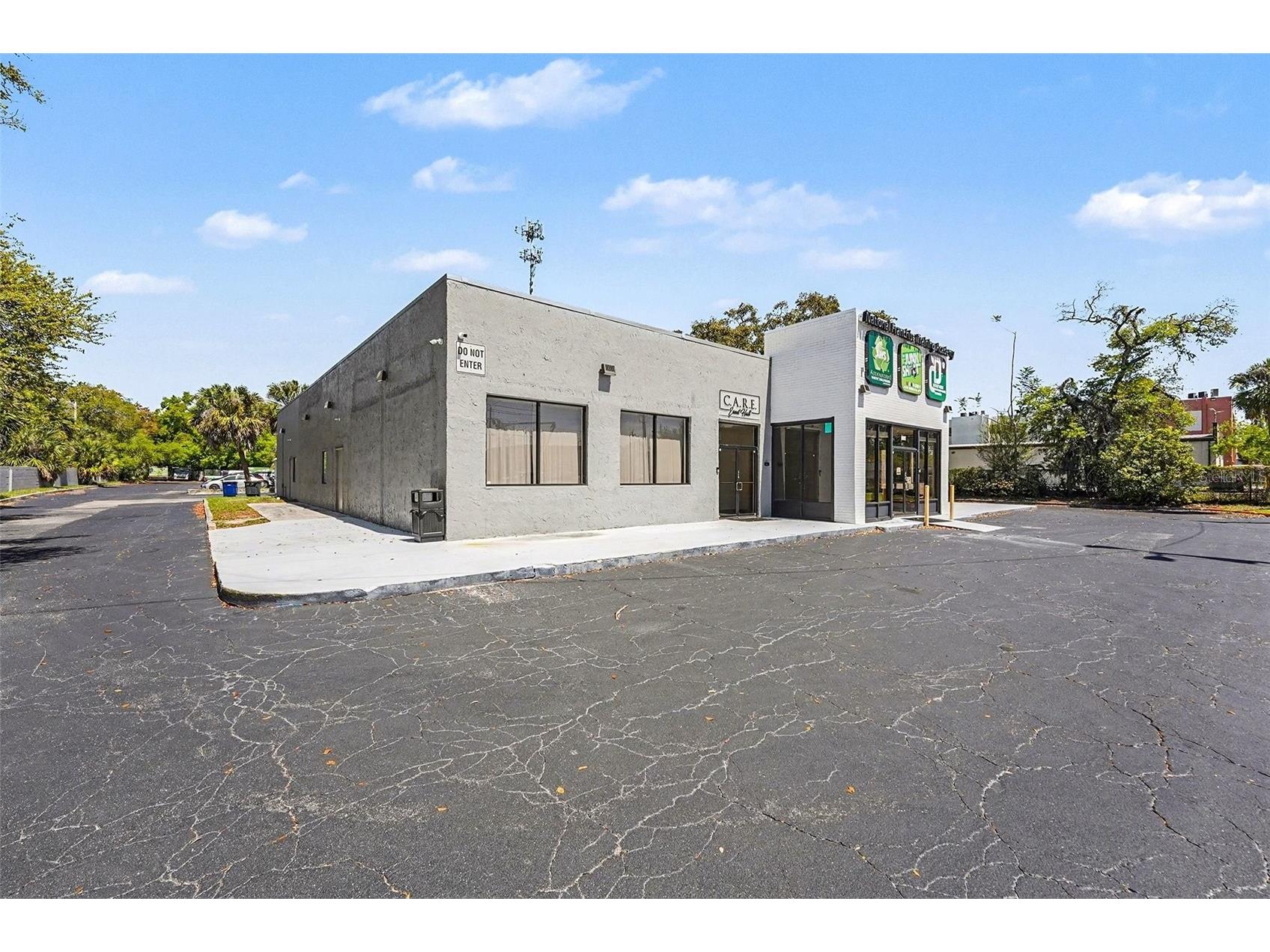 2304 E Busch Boulevard Tampa FL 33612 TB8489029 image5