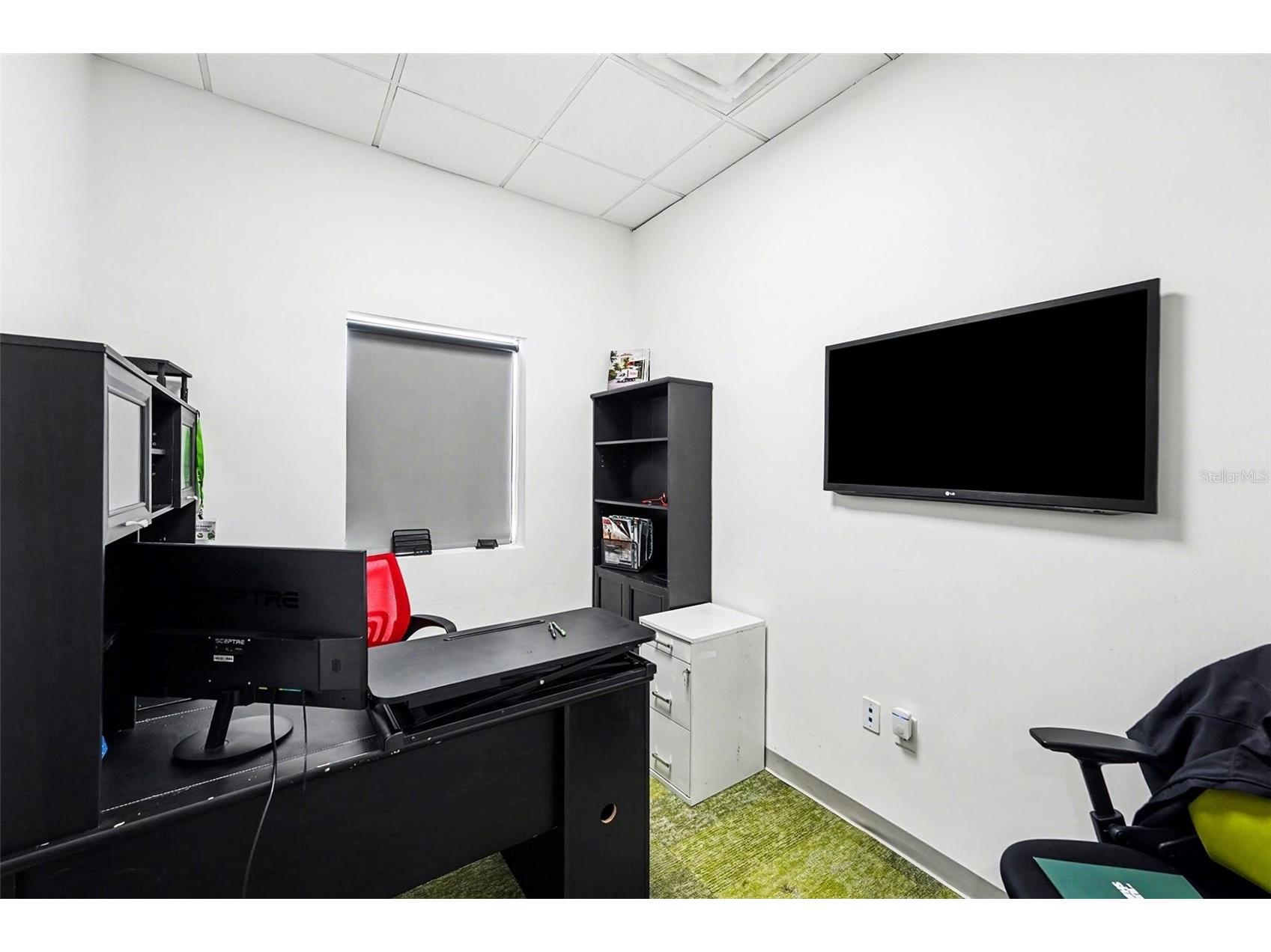 2304 E Busch Boulevard Tampa FL 33612 TB8489029 image8