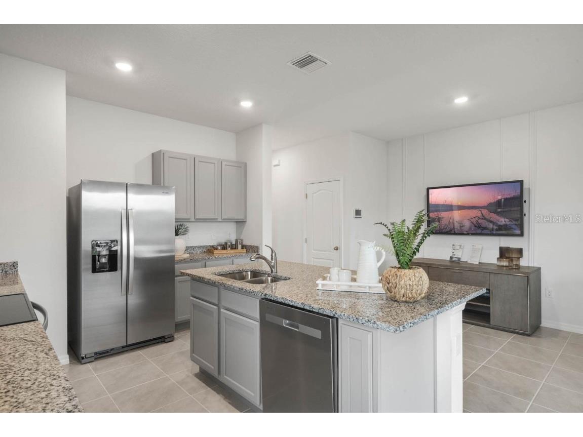 2304 Gifford Drive Davenport FL 33837 O6347137 image8