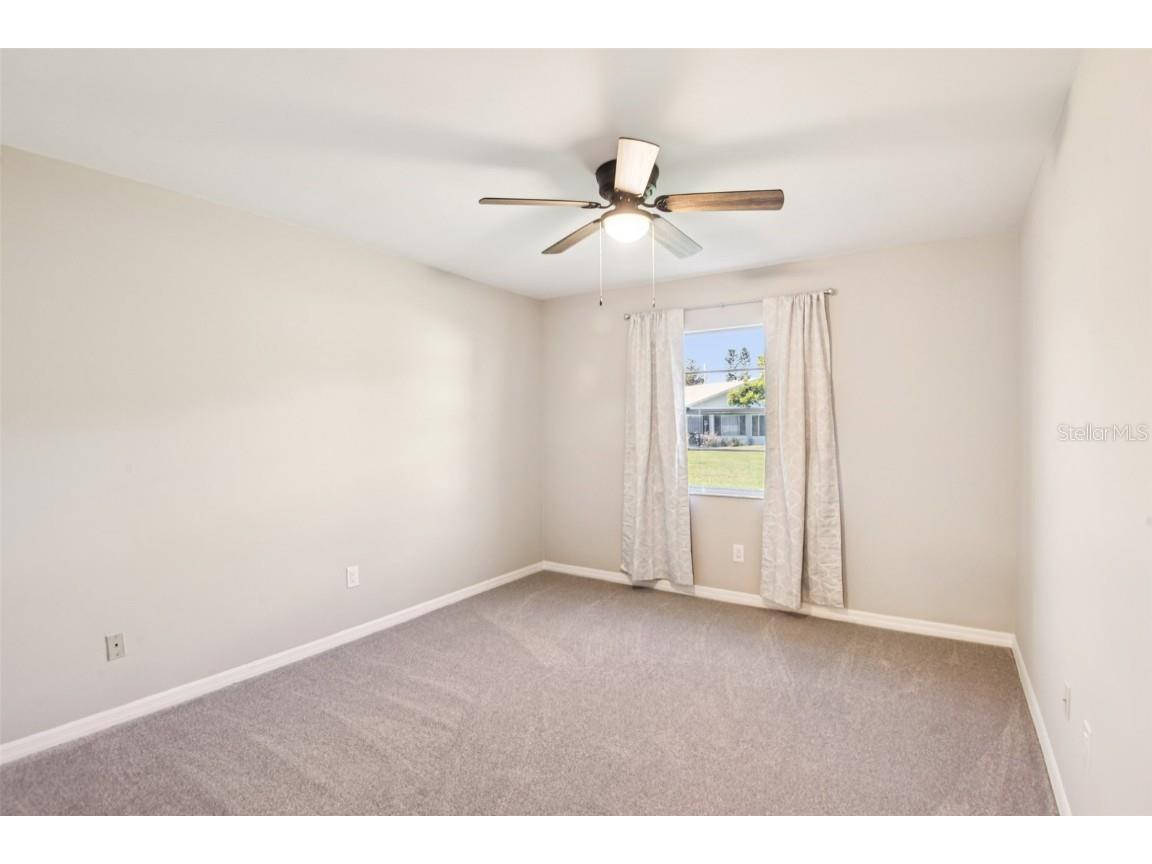 2304 Glenmore Circle #327 Sun City Center FL 33573 TB8419085 image16