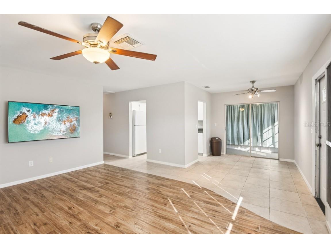 2304 Glenmore Circle #327 Sun City Center FL 33573 TB8419085 image5