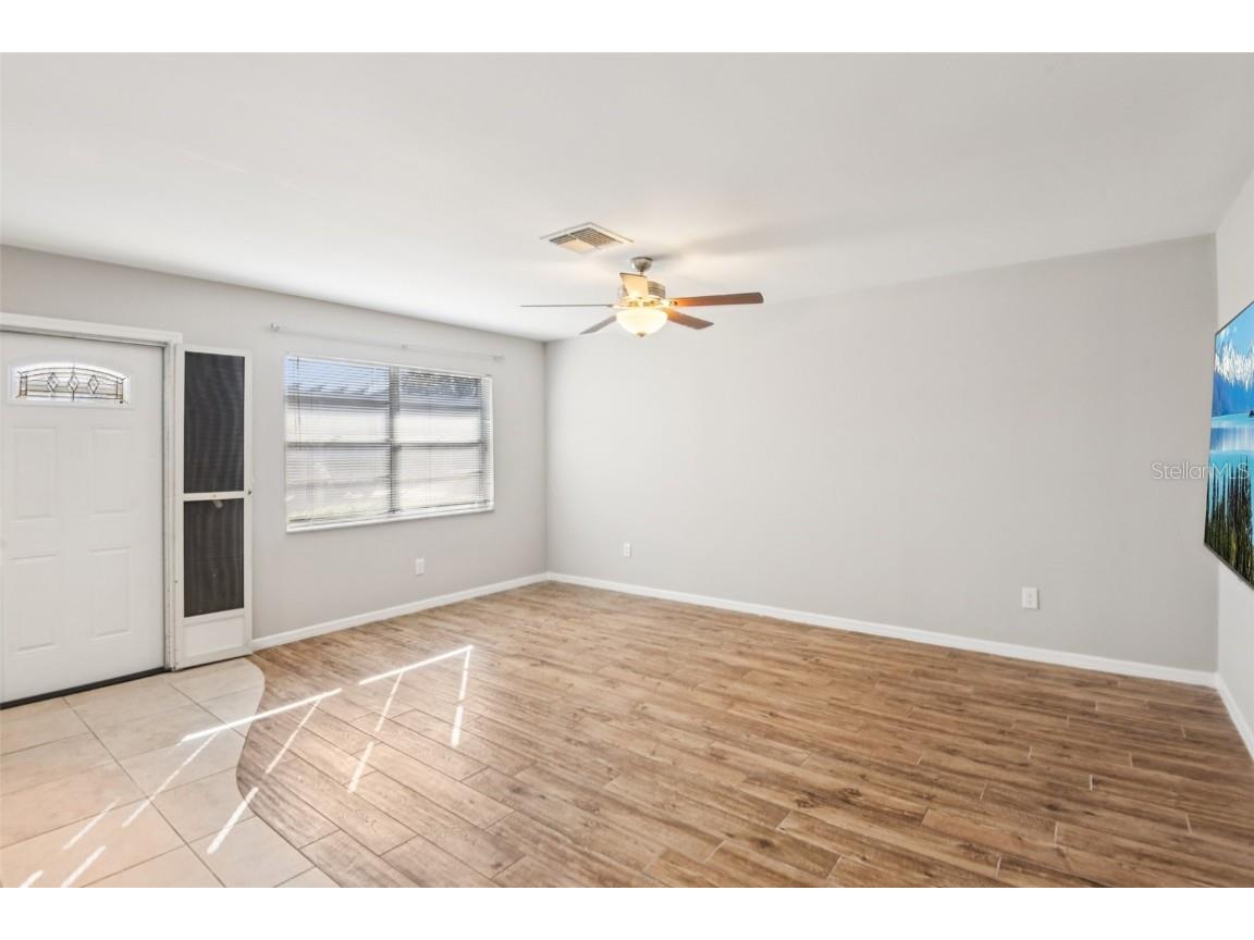 2304 Glenmore Circle #327 Sun City Center FL 33573 TB8419085 image8