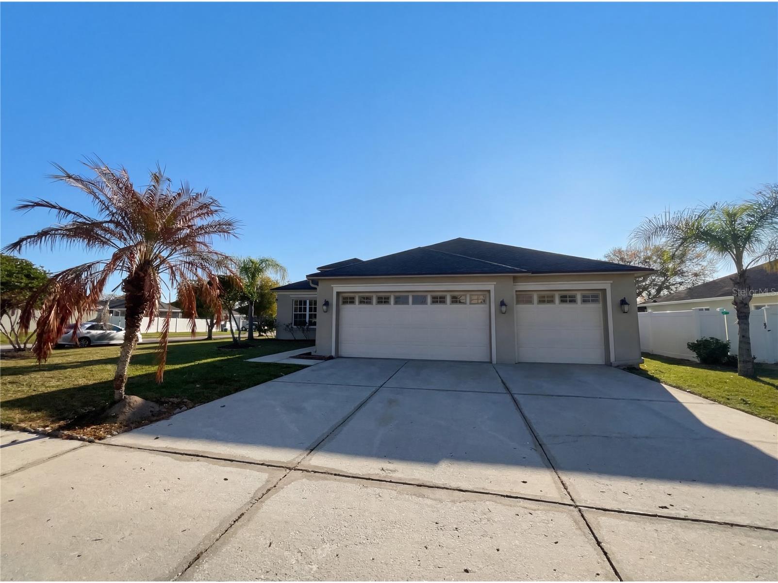 2304 Hamlet Circle Lakeland FL 33810 TB8486679 image1