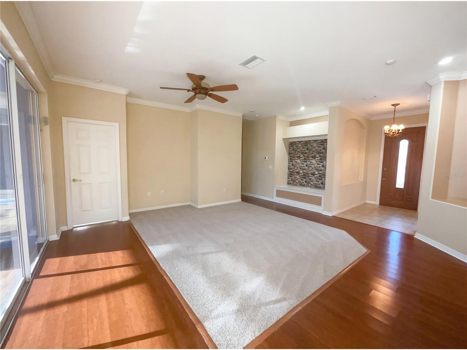 2304 Hamlet Circle Lakeland FL 33810 TB8486679 image3