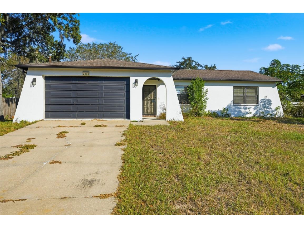 2304 Hawthorne Road Spring Hill FL 34609 W7880323 image1