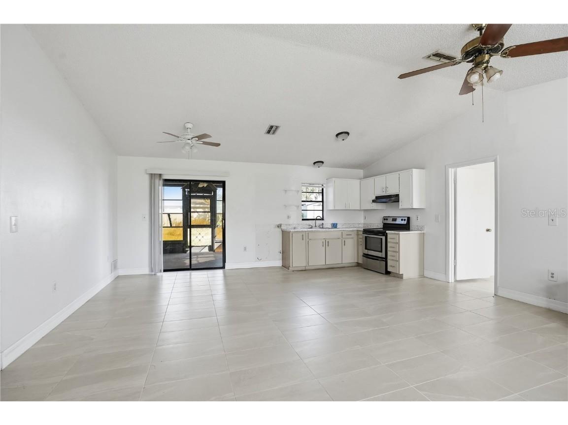 2304 Hawthorne Road Spring Hill FL 34609 W7880323 image4