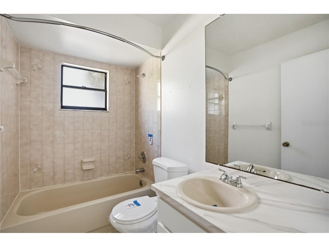 2304 Hawthorne Road Spring Hill FL 34609 W7880323 image8