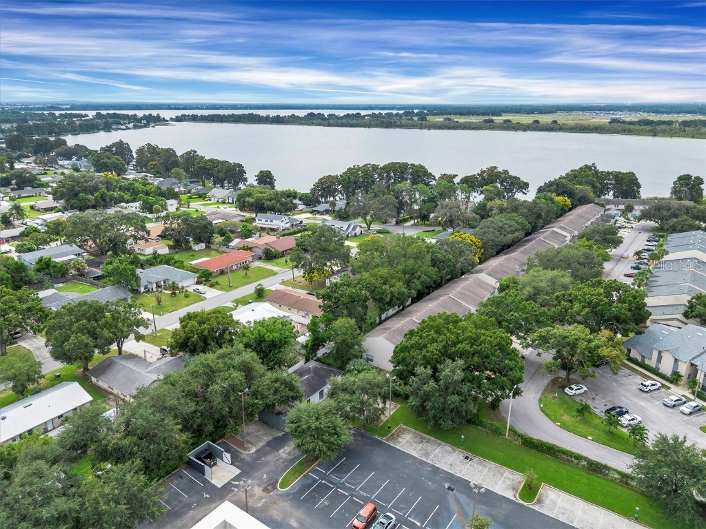 2304 Isle Royale Court SE Winter Haven FL 33880 - LAKE LULU S5135781 image32