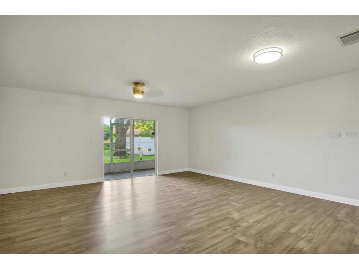 2304 Isle Royale Court SE Winter Haven FL 33880 - LAKE LULU S5135781 image5