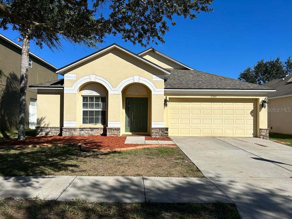 2304 Lawrence Hall Street Ruskin FL 33570 T3483361 image1