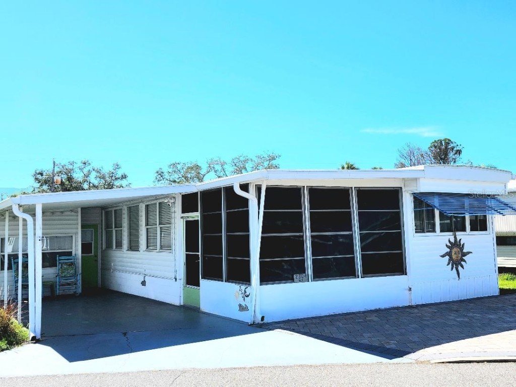 2304 New York Avenue Bradenton FL 34207 - SARASOTA BAY A4665451 image1