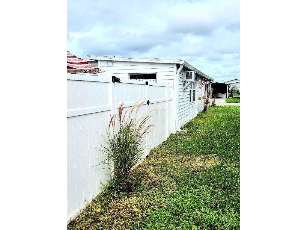 2304 New York Avenue Bradenton FL 34207 - SARASOTA BAY A4665451 image11