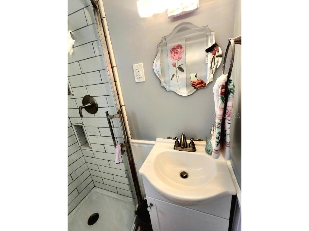 2304 New York Avenue Bradenton FL 34207 - SARASOTA BAY A4665451 image35