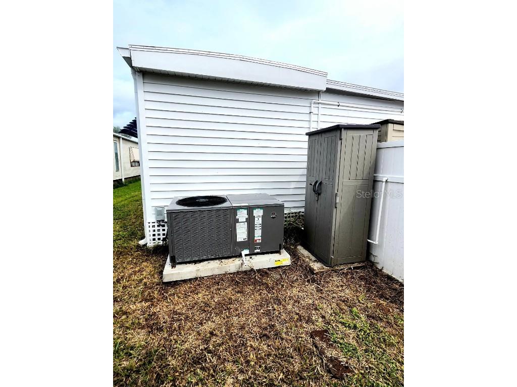 2304 New York Avenue Bradenton FL 34207 - SARASOTA BAY A4665451 image52