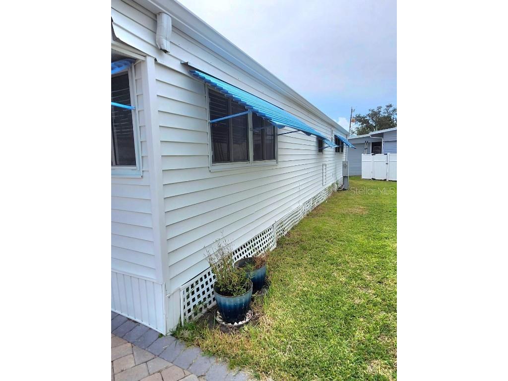 2304 New York Avenue Bradenton FL 34207 - SARASOTA BAY A4665451 image9