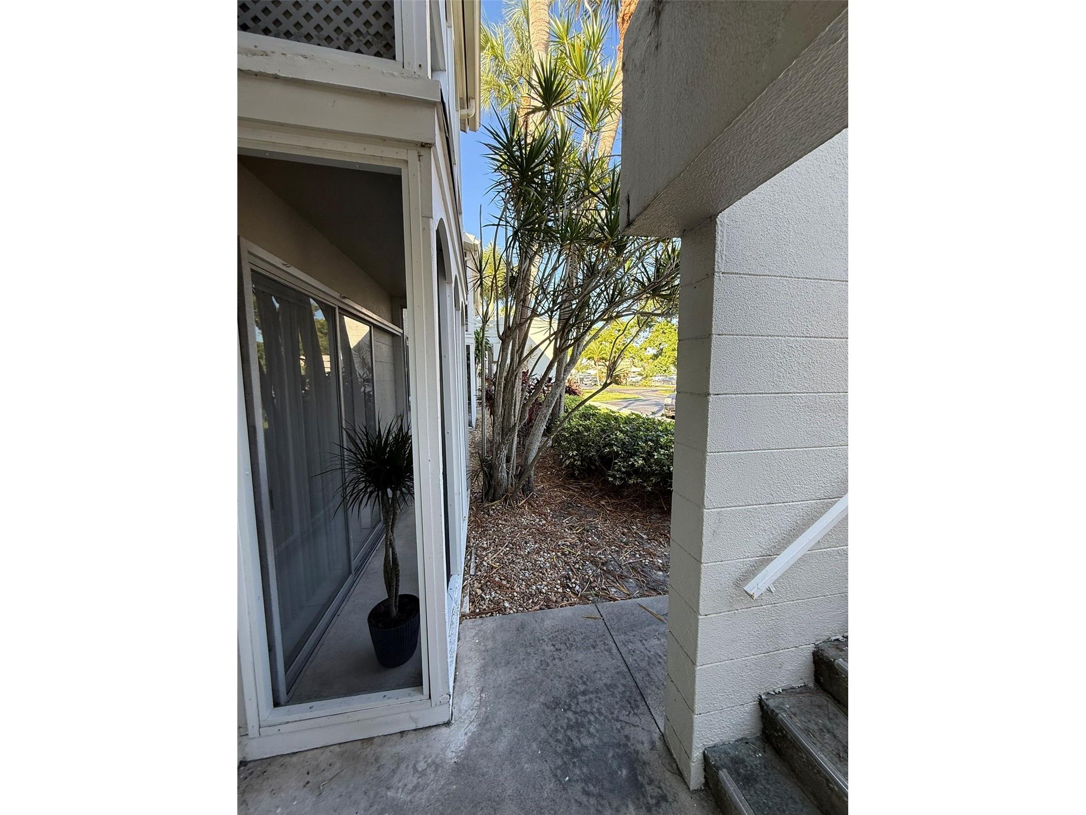 2304 Ringling Boulevard #101 Sarasota FL 34237 A4670262 image21