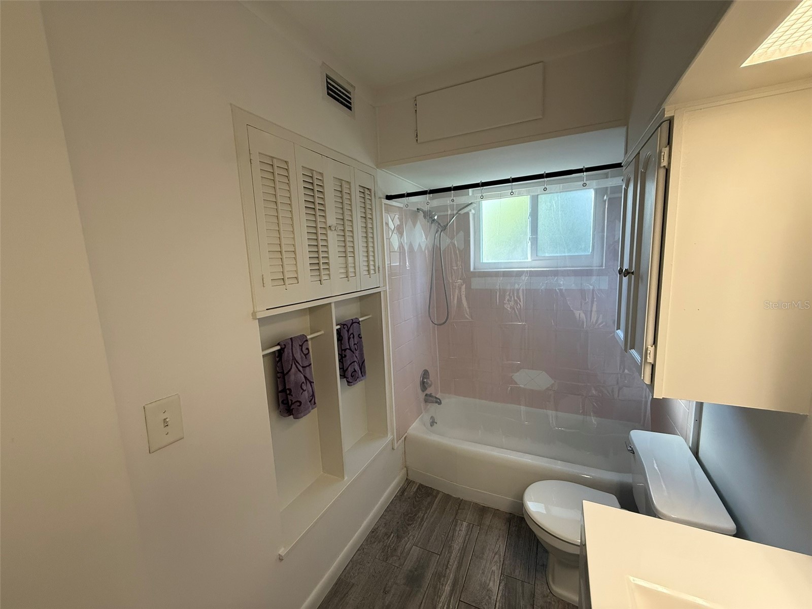 2304 Ringling Boulevard #101 Sarasota FL 34237 A4670262 image7