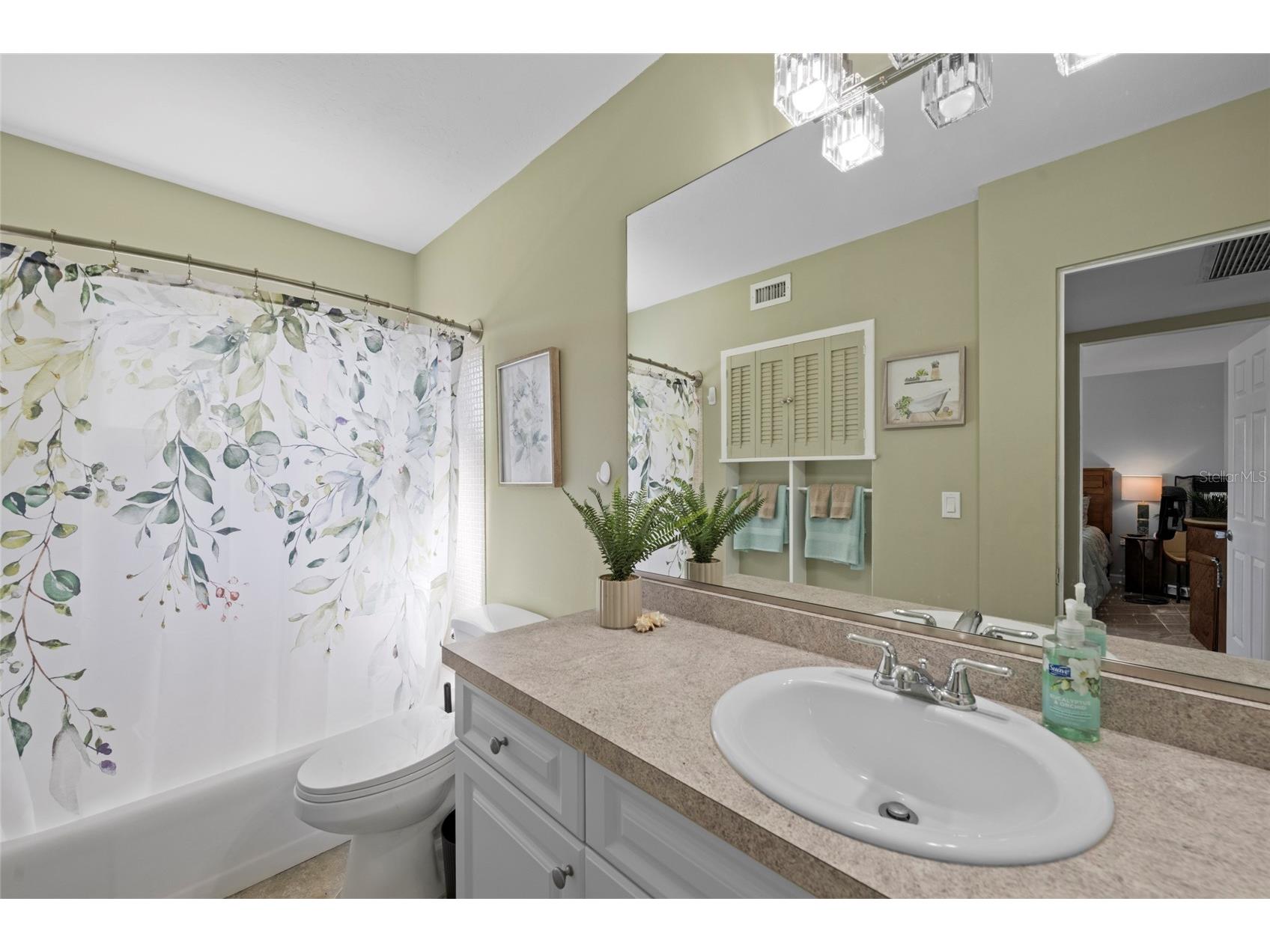2304 Ringling Boulevard #103 Sarasota FL 34237 A4685401 image14