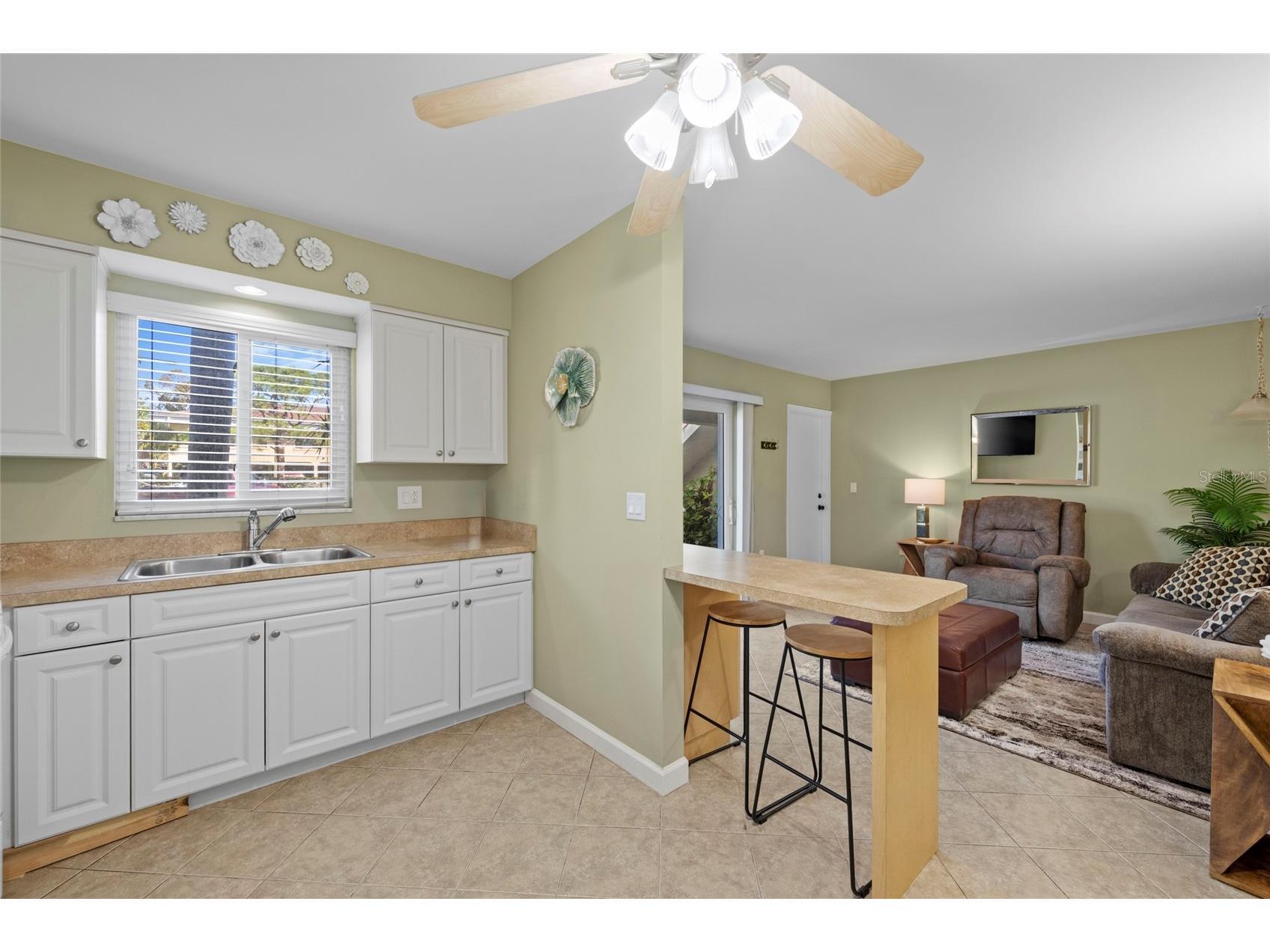 2304 Ringling Boulevard #103 Sarasota FL 34237 A4685401 image9