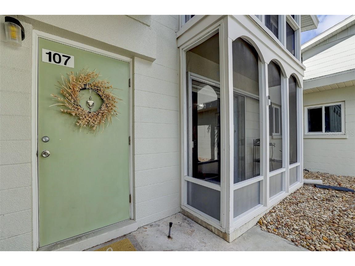 2304 Ringling Boulevard #107 Sarasota FL 34237 A4622469 image1