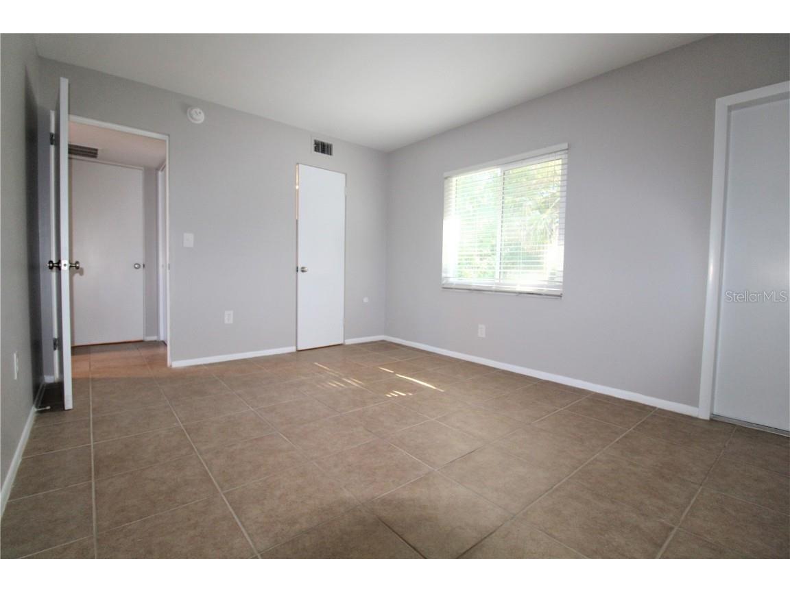 2304 Ringling Boulevard #202 Sarasota FL 34237 A4672360 image8