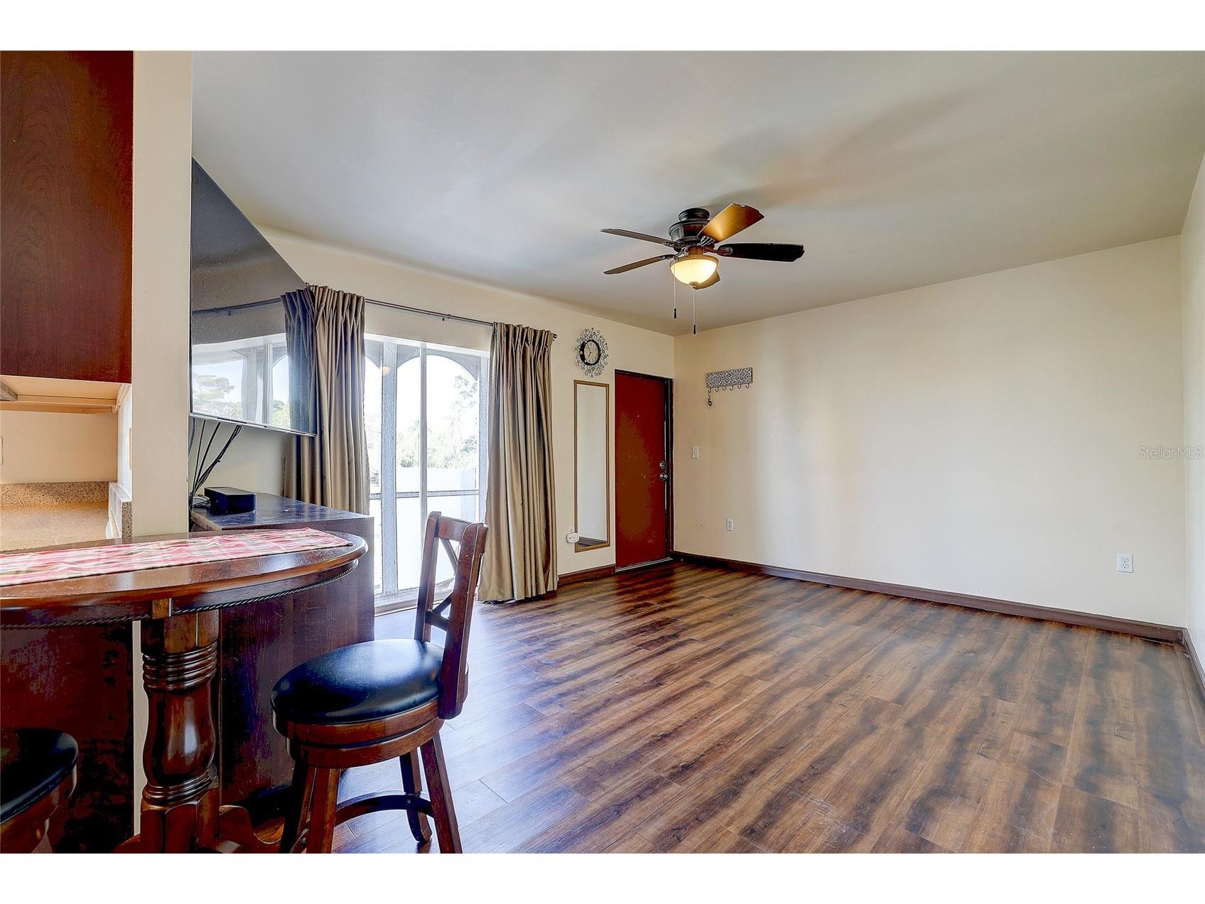 2304 Ringling Boulevard #217 Sarasota FL 34237 A4677209 image8