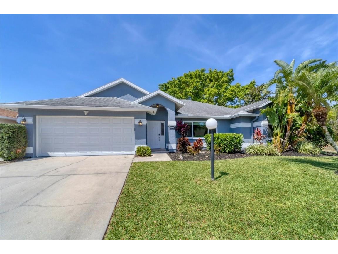 2304 Seattle Slew Drive Sarasota FL 34240 A4603856 image1