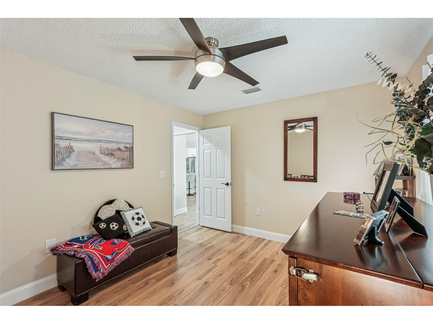 2304 Seattle Slew Drive Sarasota FL 34240 A4678513 image17