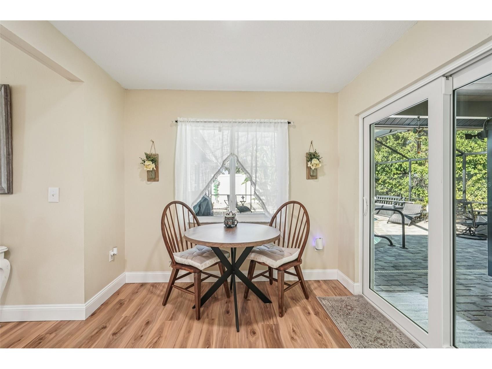 2304 Seattle Slew Drive Sarasota FL 34240 A4678513 image9