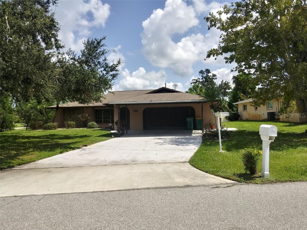 23040 Gray Avenue Port Charlotte FL 33980 C7494457 image1