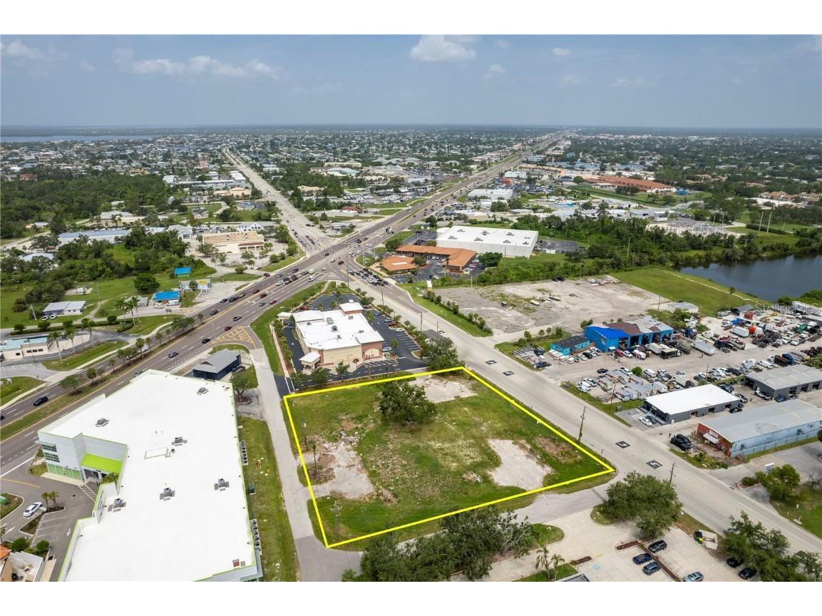 23041 Harborview Road Port Charlotte FL 33980 C7478523 image5