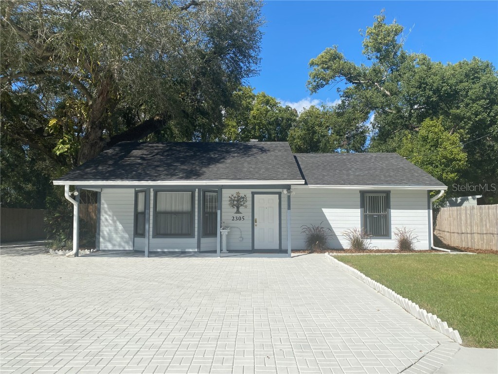 2305 52nd Avenue E Bradenton FL 34203 A4587147 image1