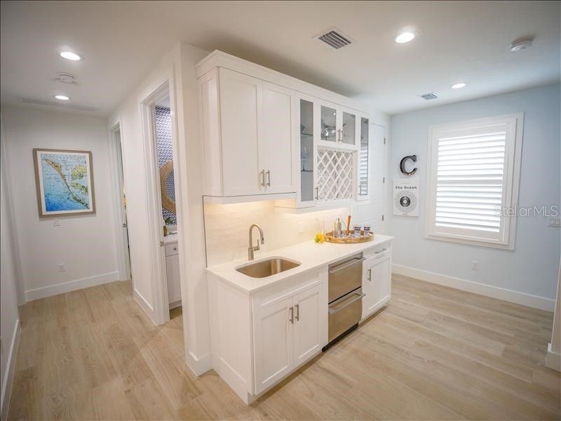 2305 Avenue C Bradenton Beach FL 34217 A4668810 image14