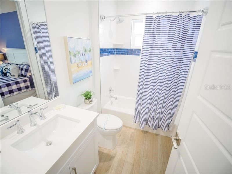 2305 Avenue C Bradenton Beach FL 34217 A4668810 image18