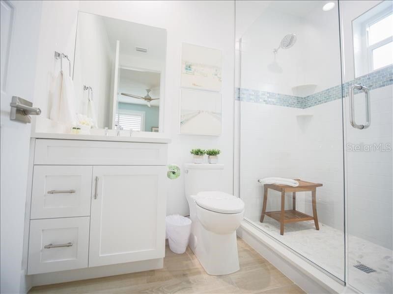 2305 Avenue C Bradenton Beach FL 34217 A4668810 image27