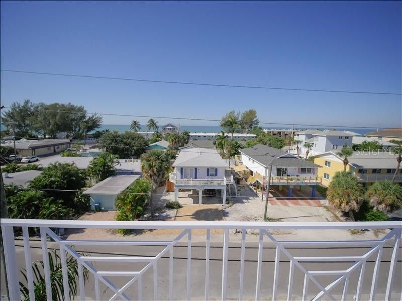 2305 Avenue C Bradenton Beach FL 34217 A4668810 image35