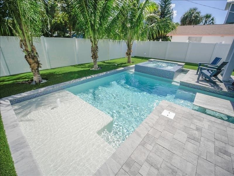 2305 Avenue C Bradenton Beach FL 34217 A4668810 image38