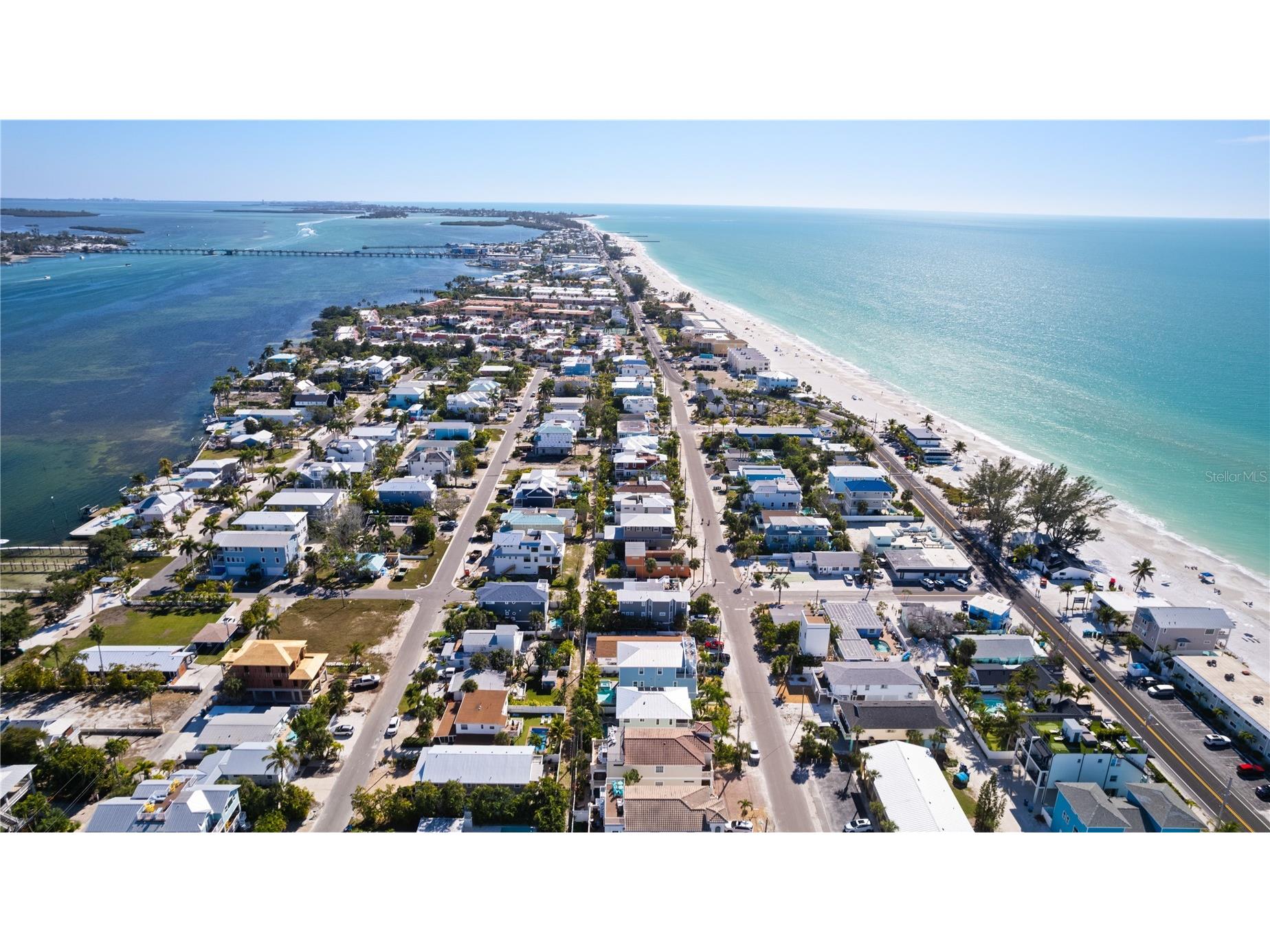 2305 Avenue C Bradenton Beach FL 34217 A4668810 image48