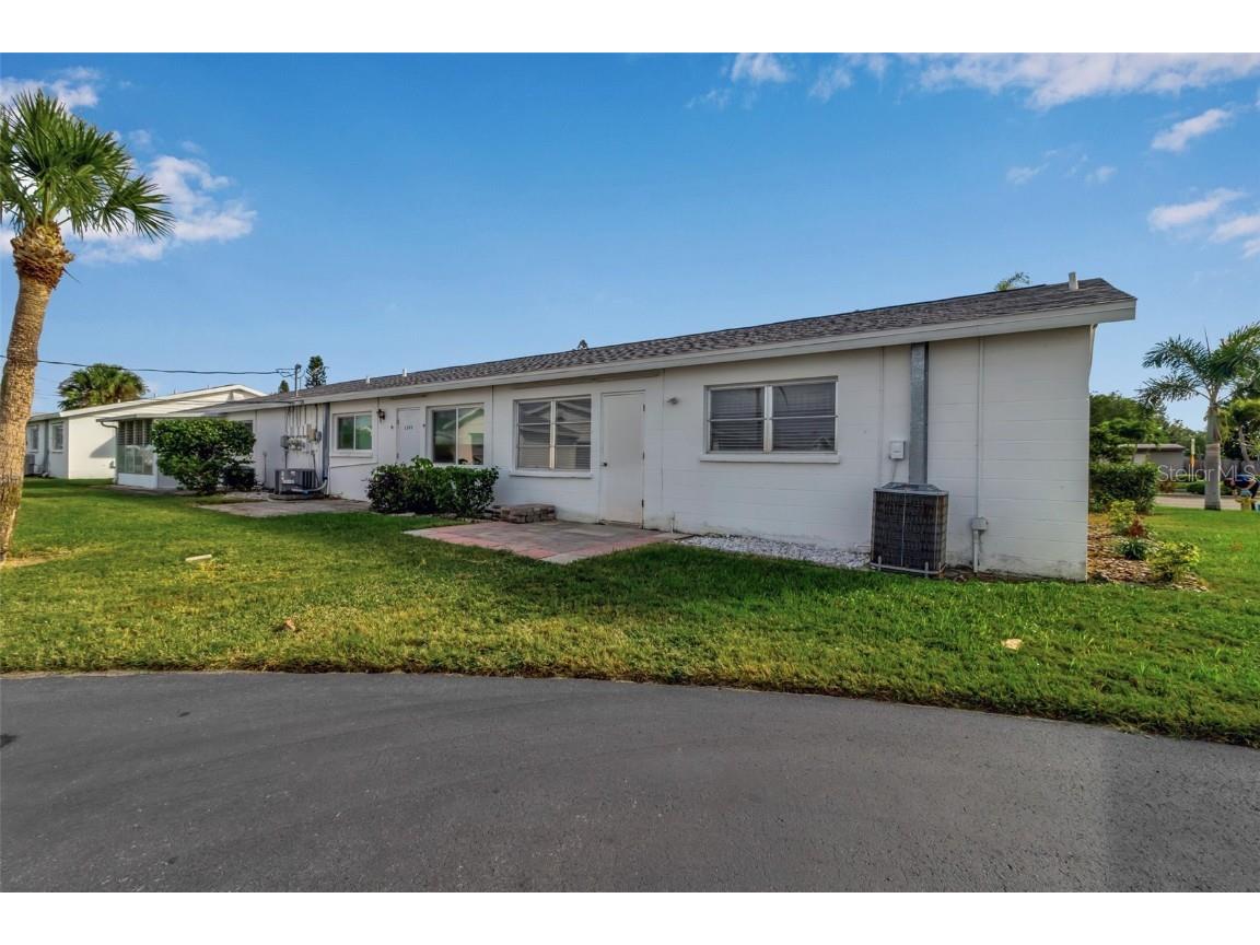 2305 Bayshore Gardens Parkway Bradenton FL 34207 A4673796 image14